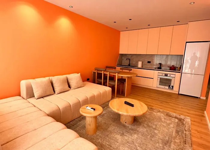 Aia Suites & Apartments
