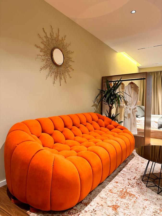 Aia & Apartament