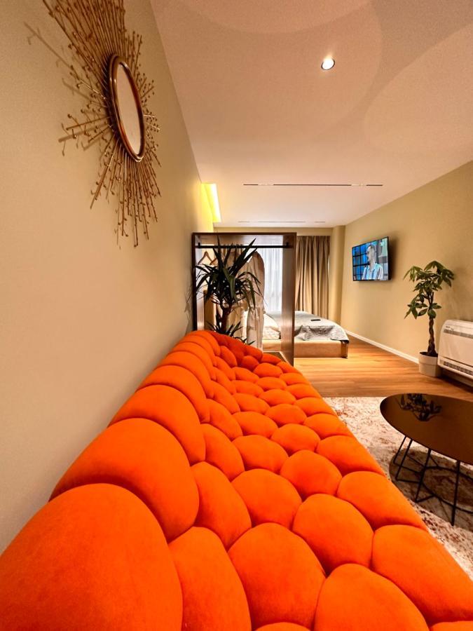 Aia & Apartament