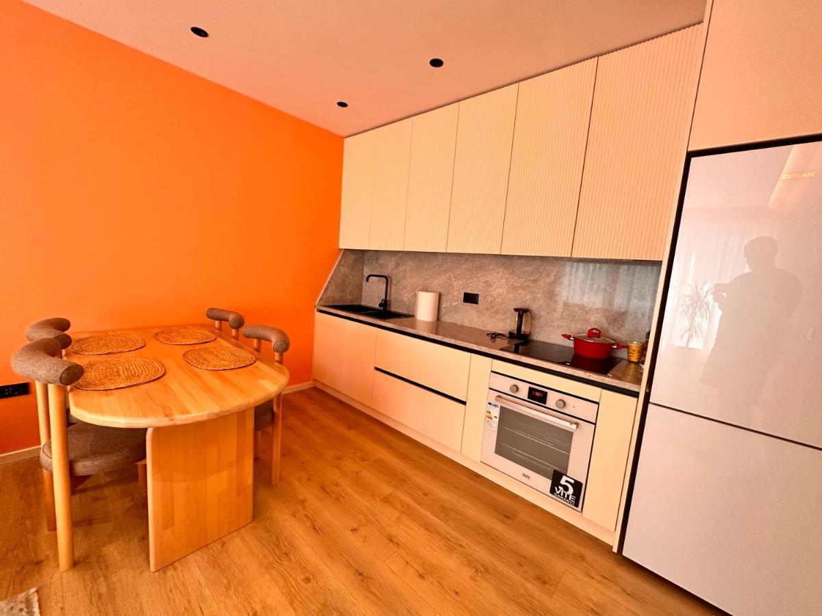 Aia & Apartament